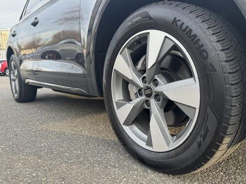 Certified 2024 Audi Q5 2.0T Prestige image 9