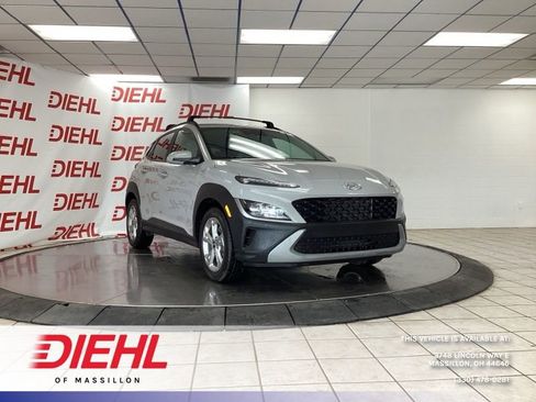 Used 2023 Hyundai Kona SEL image 1