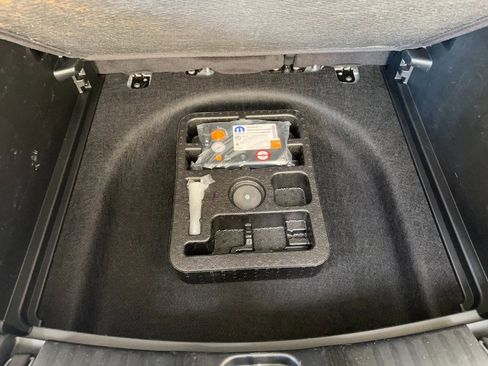 Certified 2022 Jeep Compass Latitude w/ Sun and Sound Group image 41