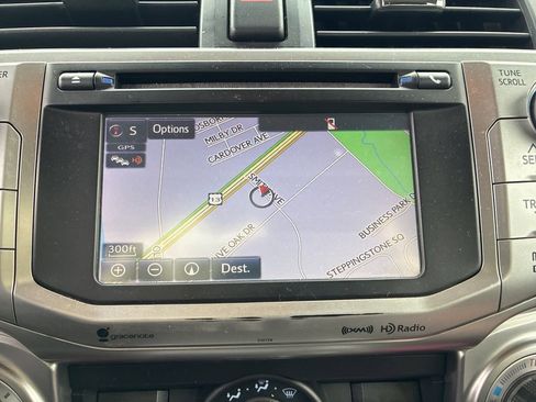 Used 2016 Toyota 4Runner SR5 image 21