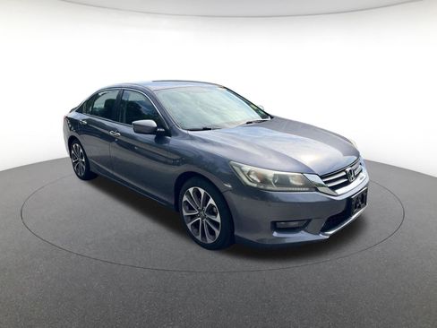 Used 2014 Honda Accord Sport image 6