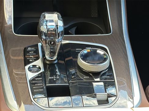 Used 2023 BMW X5 xDrive45e w/ Executive Package image 17