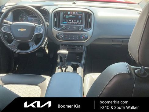 Used 2017 Chevrolet Colorado Z71 AWD/4WD image 15