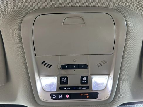 Used 2018 Buick Enclave Premium w/ Experience Buick Package AWD/4WD image 30