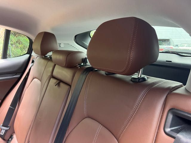 Used 2020 Alfa Romeo Stelvio RWD image 19