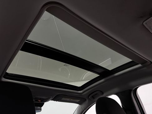 Used 2024 Chevrolet Malibu LT image 24