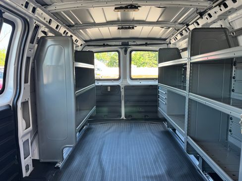 New 2026 Chevrolet Express 2500 RWD image 9