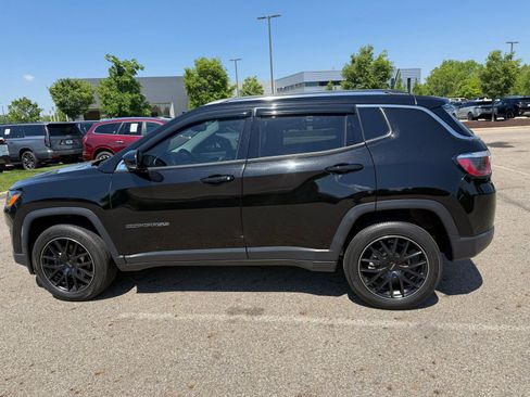Used 2019 Jeep Compass Limited w/ Safety & Security Group AWD/4WD image 8