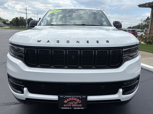 Used 2023 Jeep Wagoneer Series II w/ Convenience Group I AWD/4WD image 8