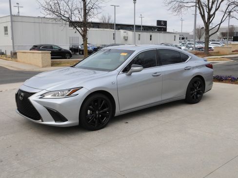 Used 2023 Lexus ES 350 F Sport image 5