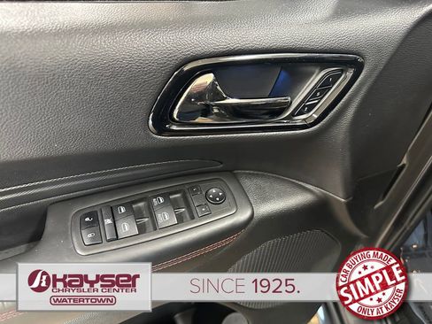 Used 2024 Dodge Durango GT AWD/4WD image 12