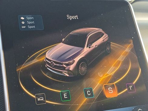 New 2026 Mercedes-Benz GLC 300 4MATIC image 30