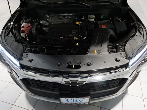 New 2026 Chevrolet Trax LT image 25