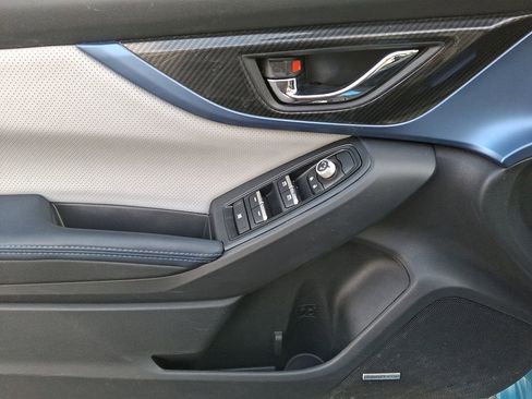 Used 2020 Subaru Crosstrek Hybrid w/ Moonroof Package w/Navigation image 12