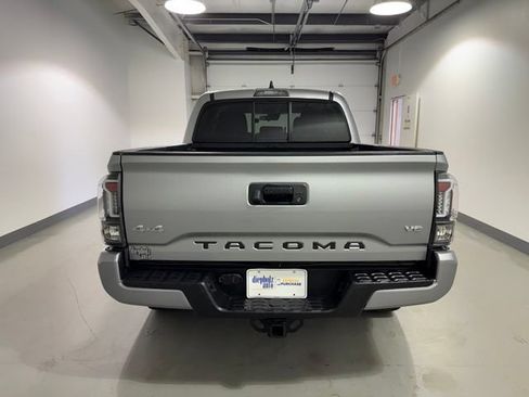 Used 2021 Toyota Tacoma SR AWD/4WD image 6