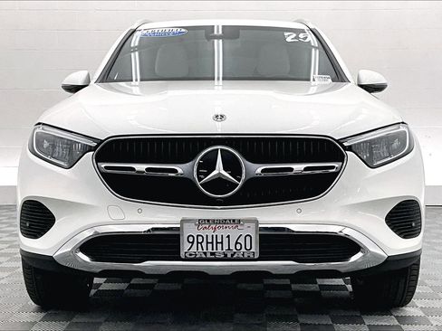 Certified 2025 Mercedes-Benz GLC 300 image 2