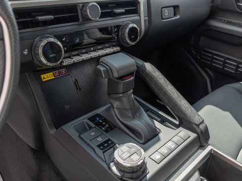 New 2026 Toyota Tacoma TRD Off-Road AWD/4WD image 13