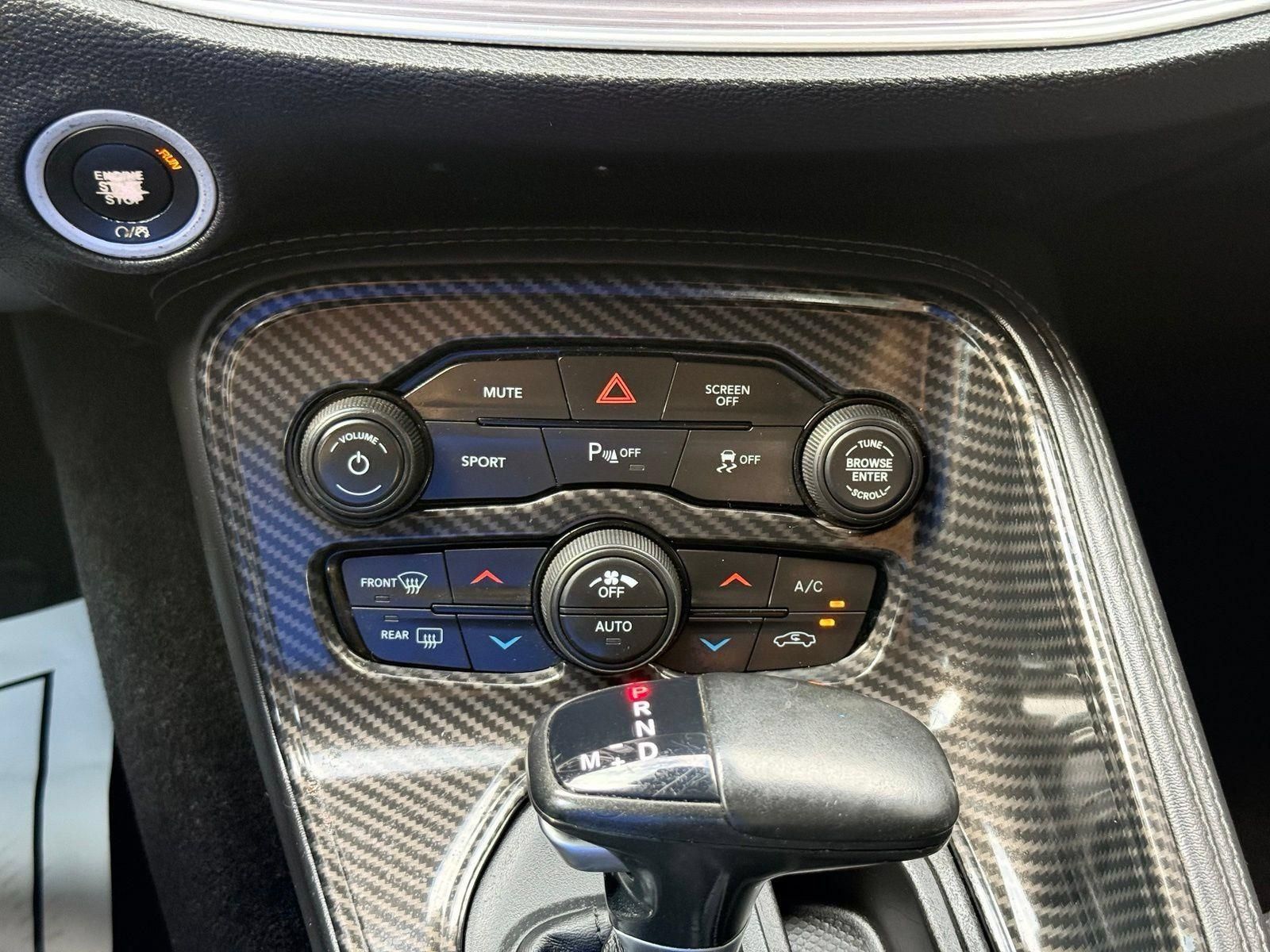 Used 2017 Dodge Challenger SXT w/ Blacktop Package RWD image 33