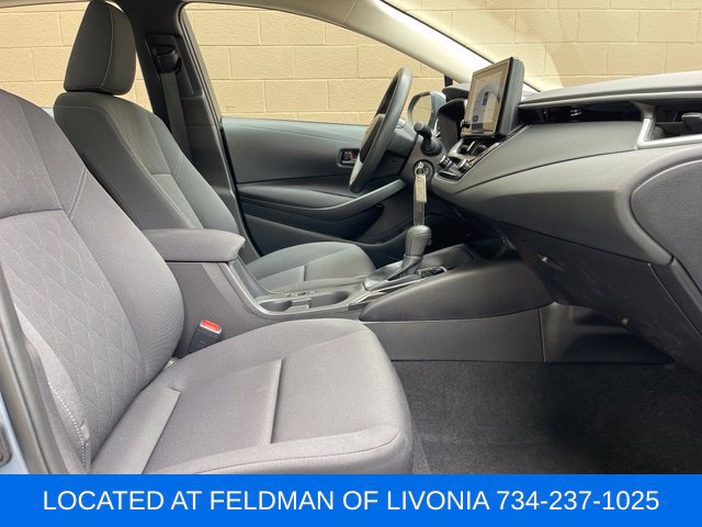 Used 2026 Toyota Corolla LE FWD image 27