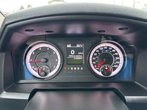 Used 2024 RAM 1500 Classic SLT image 17