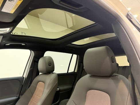 Certified 2024 Mercedes-Benz EQB 250+ image 26