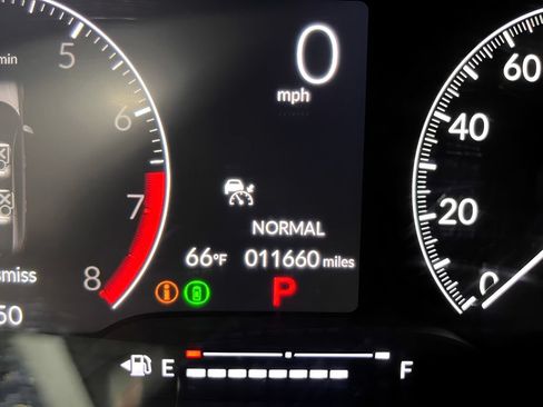 Used 2025 Honda Civic Sport image 15
