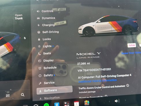 Used 2026 Tesla Model Y Long Range RWD image 21