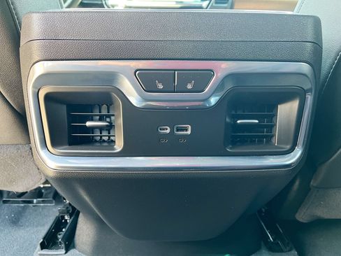 Used 2025 Chevrolet Silverado 1500 High Country AWD/4WD image 27