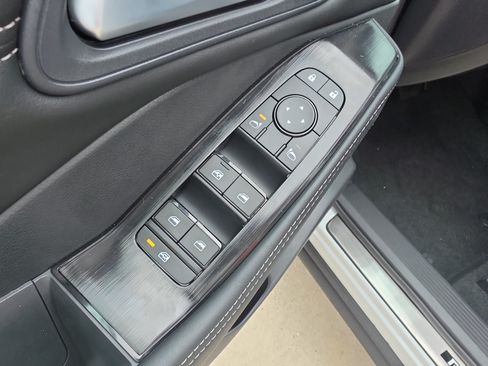 New 2026 Nissan Rogue Dark Armor AWD/4WD image 18