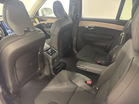 New 2026 Volvo XC90 T8 Plus w/ Protection Package Premier AWD/4WD image 21