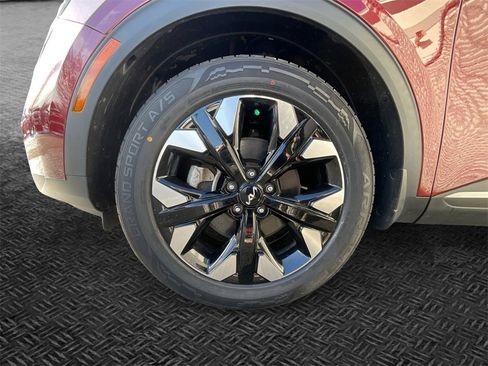 Certified 2023 Kia Sportage X-Line w/ X-Line Premium Package image 11