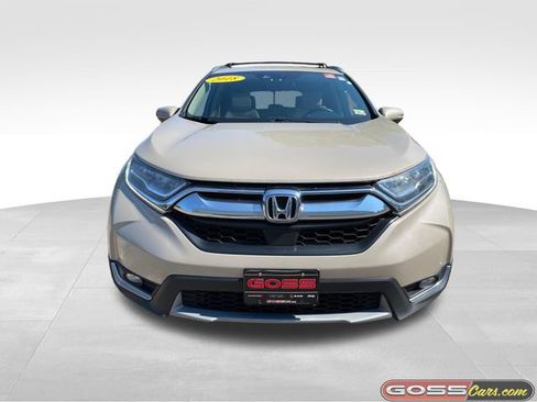 Used 2018 Honda CR-V Touring image 2