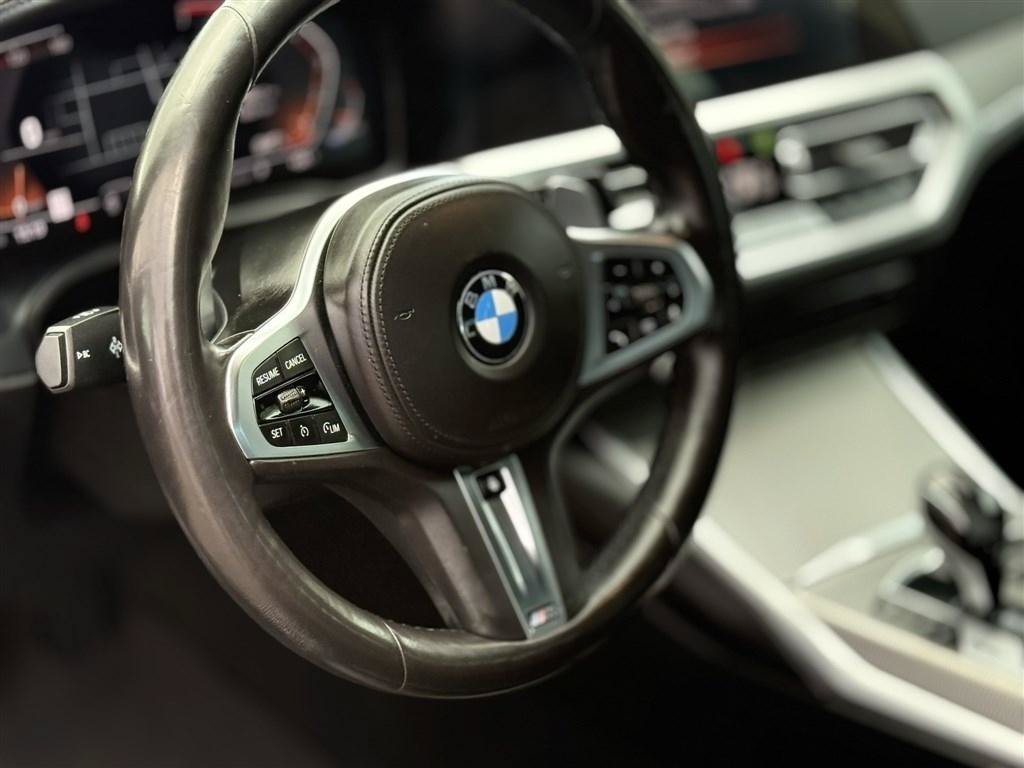 Used 2020 BMW 330i xDrive Sedan w/ M Sport Package AWD/4WD image 16