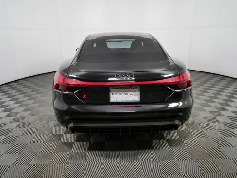Used 2023 Audi RS e-tron GT w/ Ceramic Brake Package AWD/4WD image 31