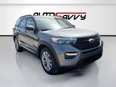 Used 2023 Ford Explorer XLT w/ Equipment Group 202A image 1