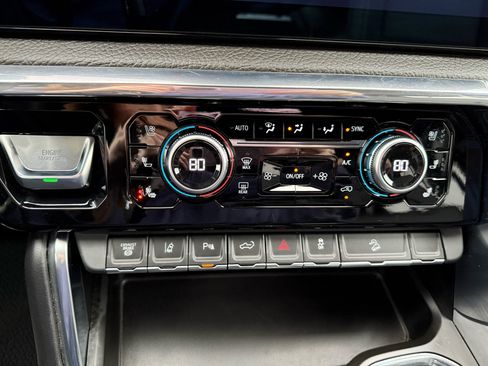 Used 2024 GMC Sierra 2500 Denali w/ Denali Reserve Package image 34