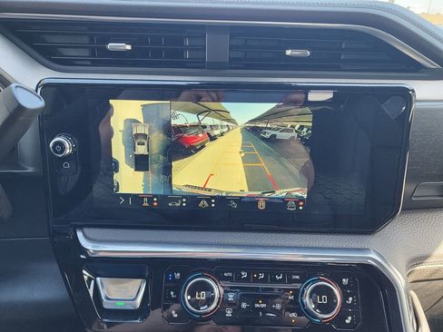 New 2026 GMC Sierra 2500 Denali w/ Denali Reserve Package AWD/4WD image 31