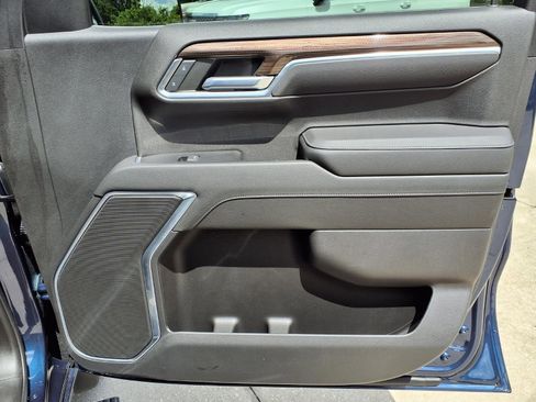 Used 2022 Chevrolet Silverado 1500 LT w/ All Star Edition Plus RWD image 11