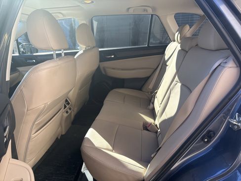 Used 2017 Subaru Outback 2.5i Limited image 30