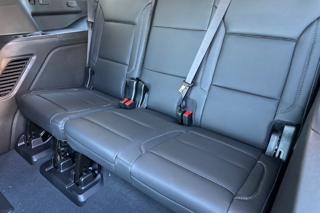 New 2027 GMC Yukon Denali w/ Denali Reserve Package AWD/4WD image 18