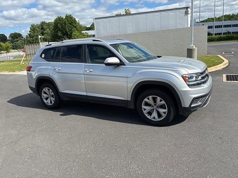 Used 2018 Volkswagen Atlas Launch Edition AWD/4WD image 3