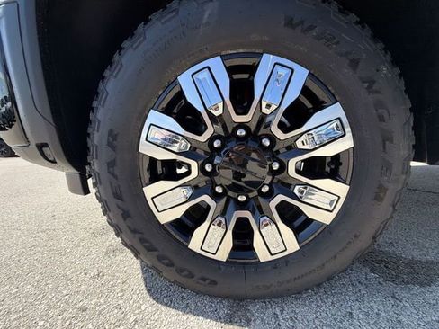 New 2026 GMC Sierra 2500 Denali w/ Denali Reserve Package image 33