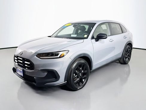 Certified 2024 Honda HR-V Sport image 3