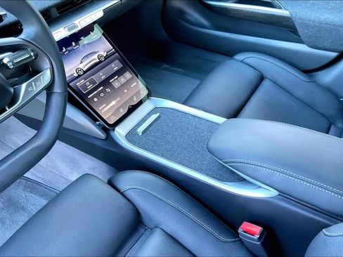 Used 2024 Lucid Air Touring image 17