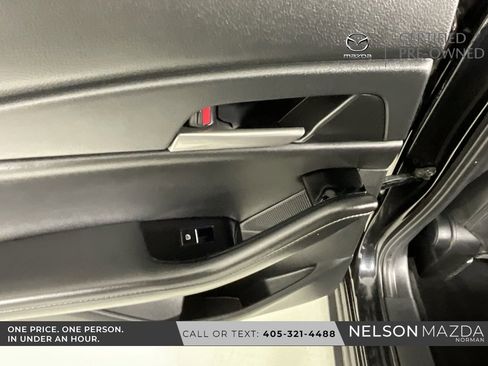 Certified 2025 MAZDA CX-30 AWD 2.5 S w/ Select Sport Pkg image 19