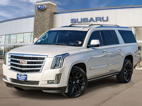 Used 2017 Cadillac Escalade ESV Premium Luxury image 1