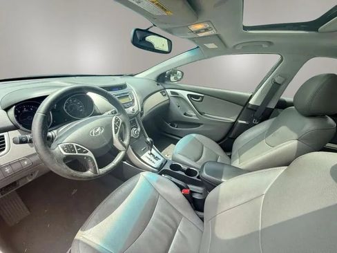 Used 2012 Hyundai Elantra Limited FWD image 9
