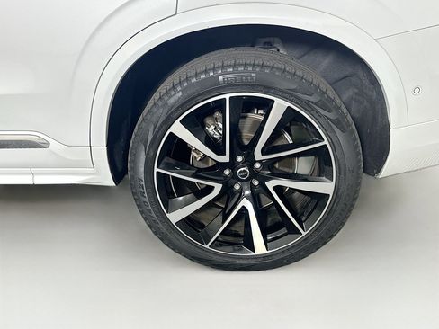 Used 2023 Volvo XC90 B6 Plus AWD/4WD image 11