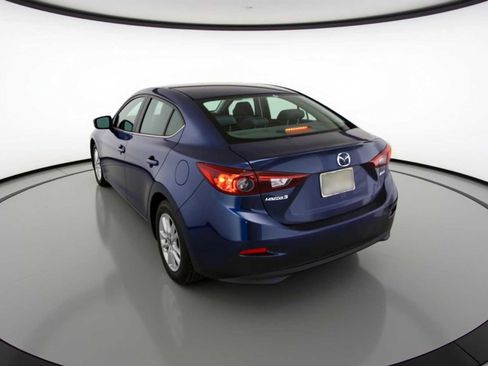Used 2016 MAZDA MAZDA3 i Sport w/ Preferred Equipment Package image 5