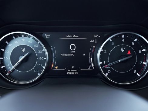 Used 2022 Maserati Levante Modena image 42